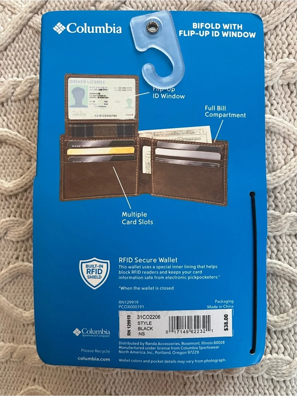 Columbia Black Bi-Fold Wallet Flip Up ID Window Brand New in Package